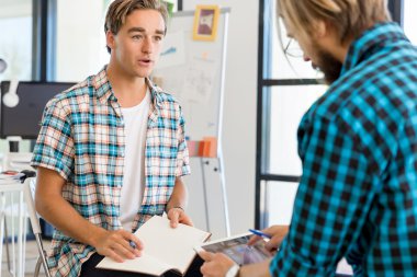 Masada iki Ofis çalışanları