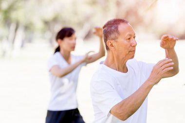 İnsanlar Park Thai chi