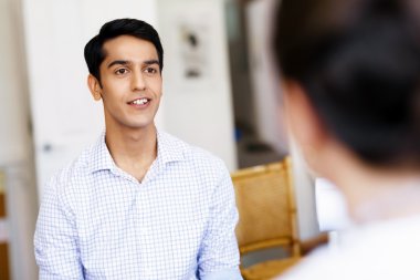 ofiste toplantı başarılı genç iş Yöneticiler