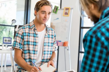 Masada iki Ofis çalışanları