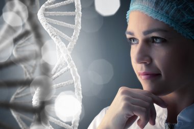 Laboratuvarda çalışan bilim adamı kadın. Karışık teknik