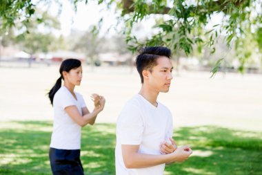 İnsanlar Park Thai chi