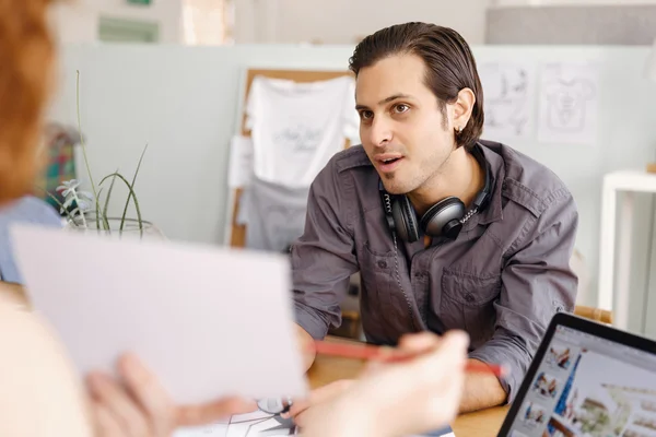 Two young architects in office — Stock Photo, Image