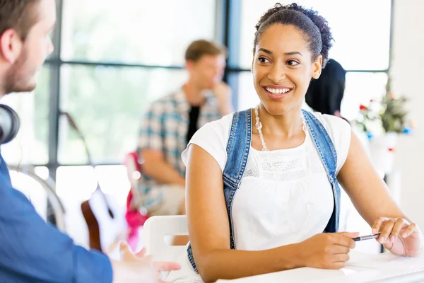 Afro-american office worker — Stock Photo, Image