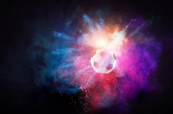 Pelota de fútbol sobre fondo oscuro colorido — Foto de Stock