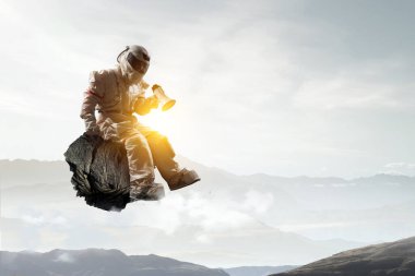 Uzaylı ve Dünya gezegeninin soyut teması