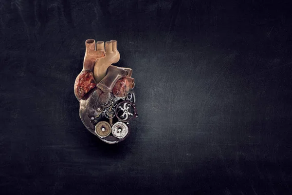 Концепція інноваційної медицини. Символ серця — стокове фото