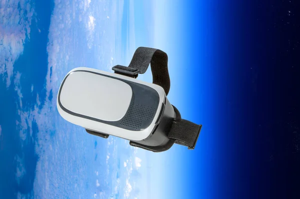 Image de lunettes de réalité virtuelle flottantes. Techniques mixtes — Photo
