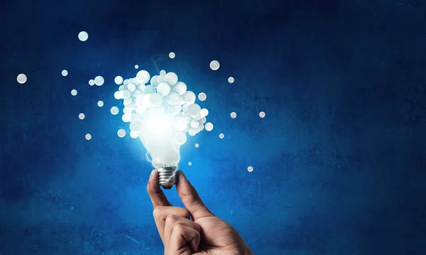 Glödlampsbild som symbol för innovation — Stockfoto