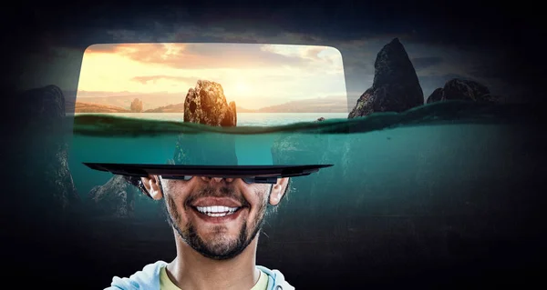 Experiência de realidade virtual. Tecnologias do futuro. .. Meios mistos — Fotografia de Stock