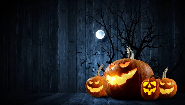 Halloween ontwerp met pompoenen. Gemengde media — Stockfoto