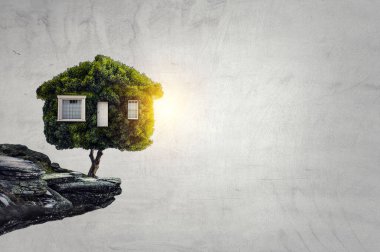 Yeşil evin görüntüsü. Karışık ortam