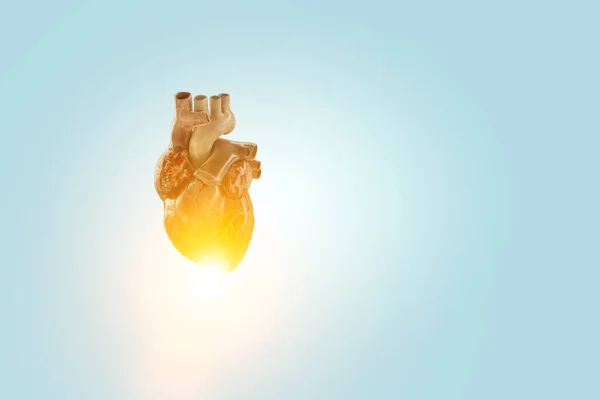 Concepto de medicina innovadora. Símbolo corazón — Foto de Stock