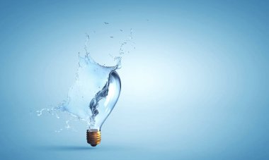 Ampul üzerinden su sıçrama