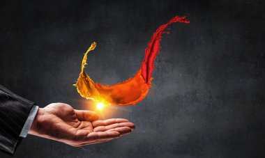 Renkli barut patlaması. Karışık ortam