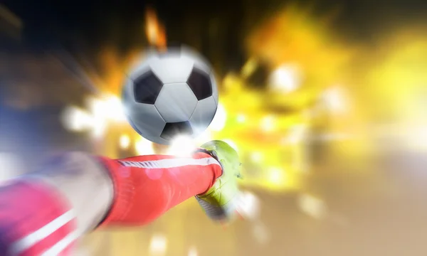 Voetbal kick — Stockfoto