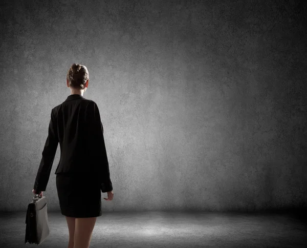 Vista trasera de la mujer de negocios — Foto de Stock