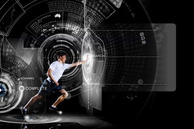 çalışan genç adam