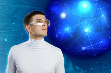 Adamın kafasına hologram