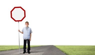 Çocuk holding boş yol levhası