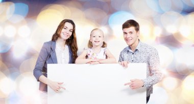 Aile ile beyaz boş bayrak