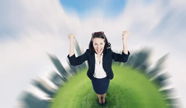 Geschäftsfrau kreischt vor Freude — Stockfoto