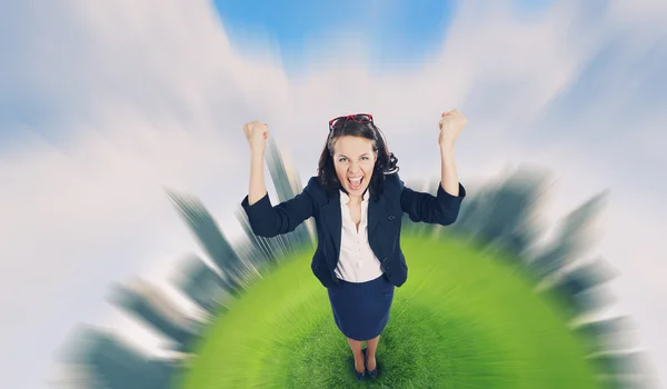 Mujer de negocios gritando alegremente — Foto de Stock