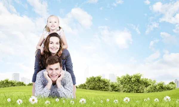 Gelukkige familie — Stockfoto