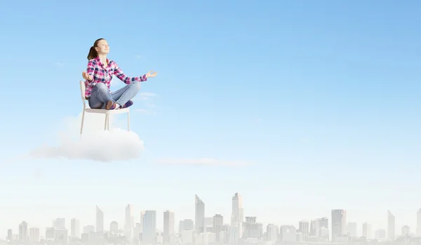 Woman meditating — Stock Photo, Image