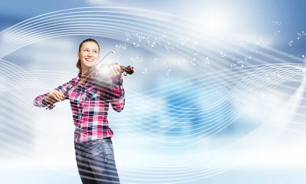 Woman playing violin — Stock Photo, Image