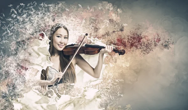 Woman violinist — Stock Photo, Image