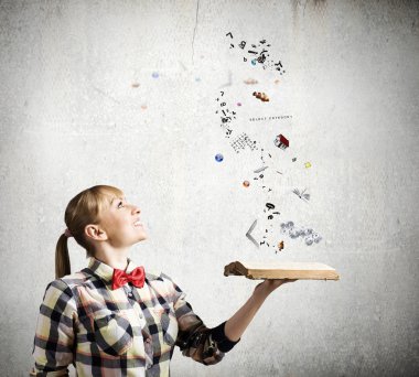 kadın holding açık kitap