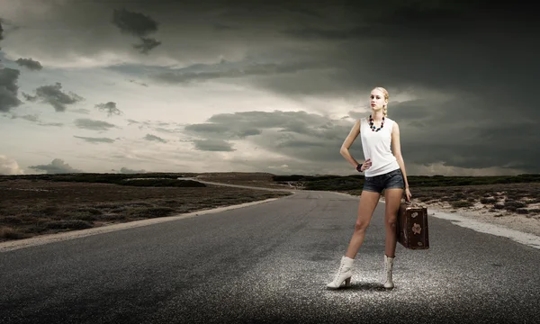 Young woman travel — Stock Photo, Image