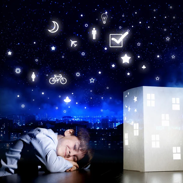 Boy sleeping and dreaming — Stock Photo, Image