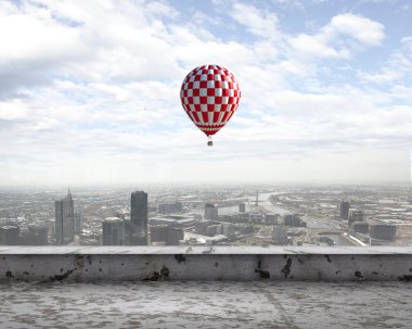 renkli aerostats uçan