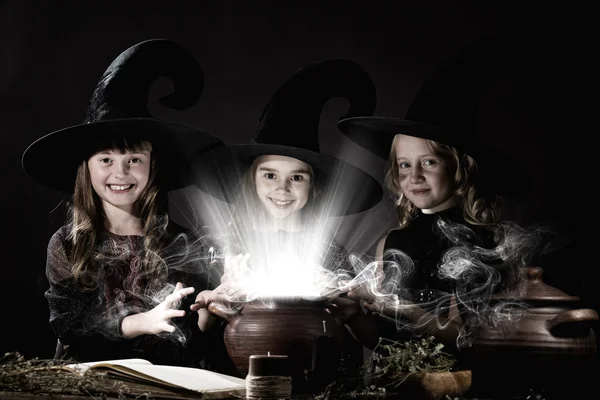 Niewiele czarownic — Zdjęcie stockowe