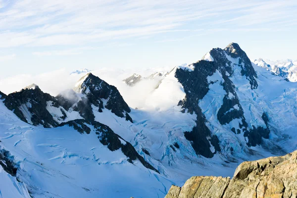 Snöiga berg — Stockfoto