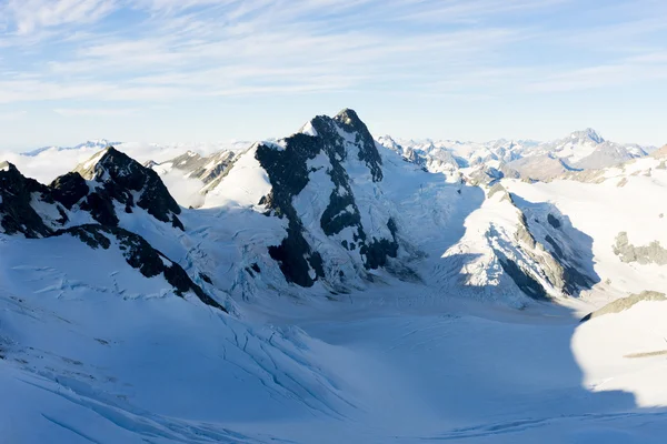 多雪的山 — 图库照片