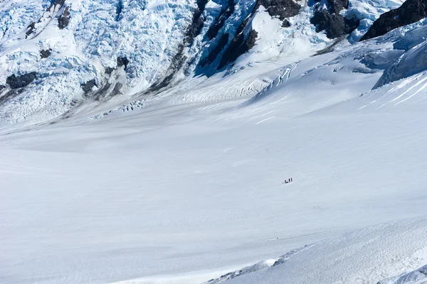 Snowy mountains — Stock Photo, Image