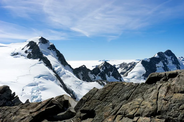 多雪的山 — 图库照片