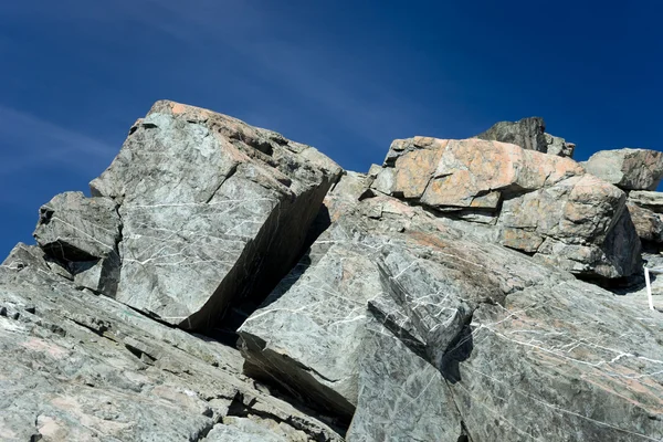 Schneebedeckte Berge — Stockfoto