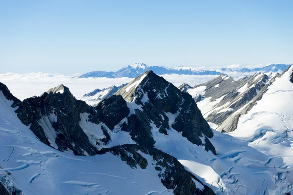 多雪的山 — 图库照片