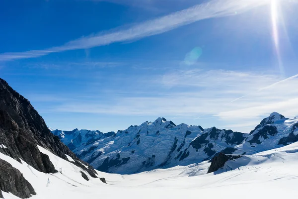 多雪的山 — 图库照片