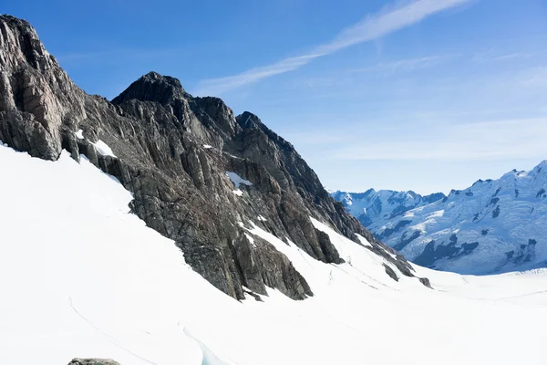 Snowy mountains — Stock Photo, Image