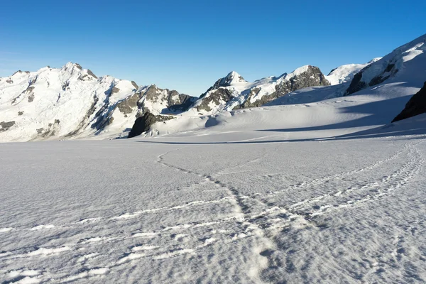 Mountain peak — Stock Photo, Image