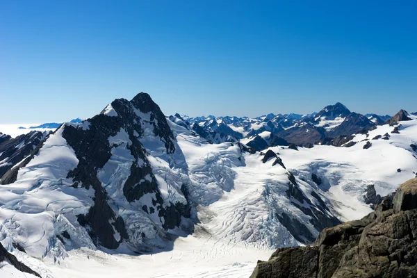 多雪的山 — 图库照片