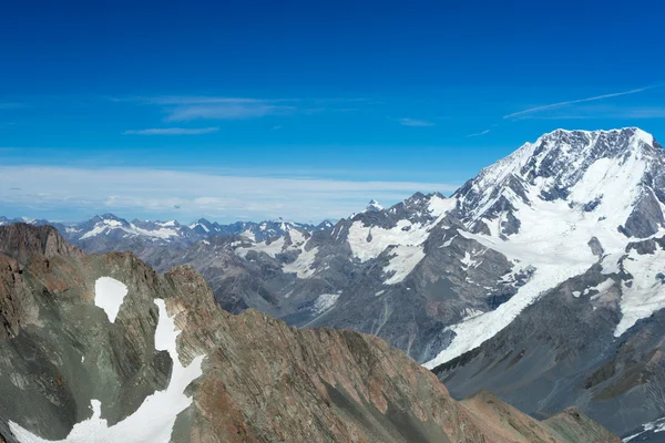 多雪的山 — 图库照片