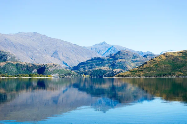 Nieuw-Zeelandse Alpen en meer — Stockfoto