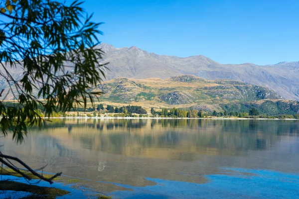 Yeni Zelanda Alpler ve göl — Stok fotoğraf