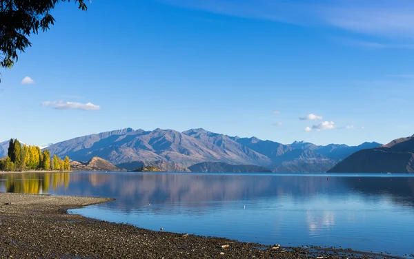 Alpes e lago da Nova Zelândia — Fotografia de Stock